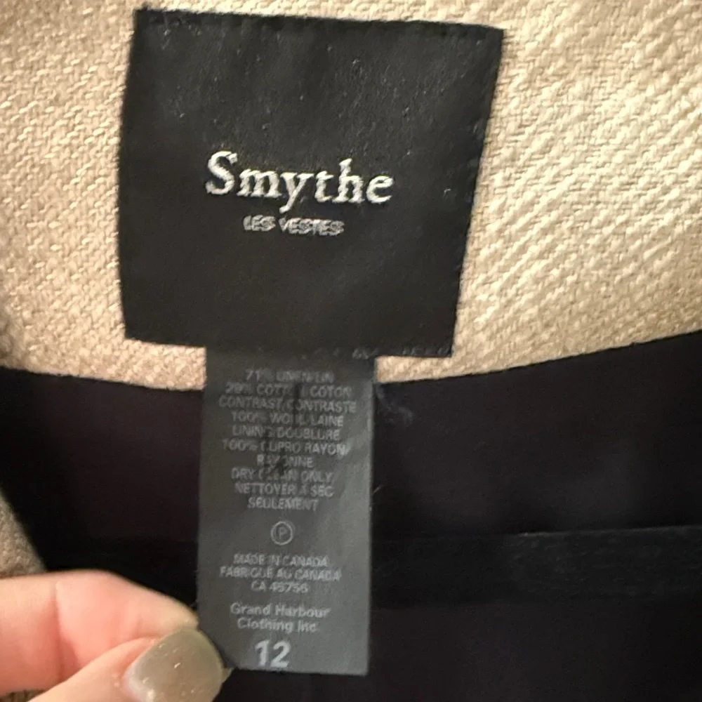 Smythe Beige and Black Women's Blazer - Picture 2 of 7